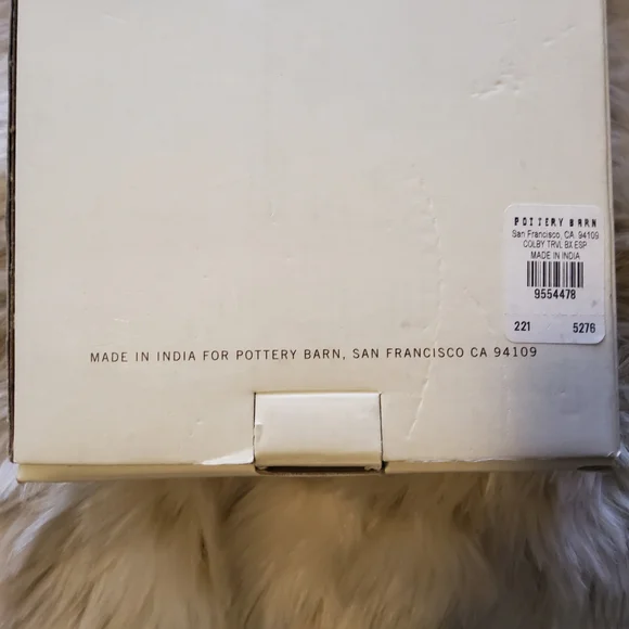 Pottery Barn Colby Leather Travel Box "Espresso" EUC - Picture 3 of 11